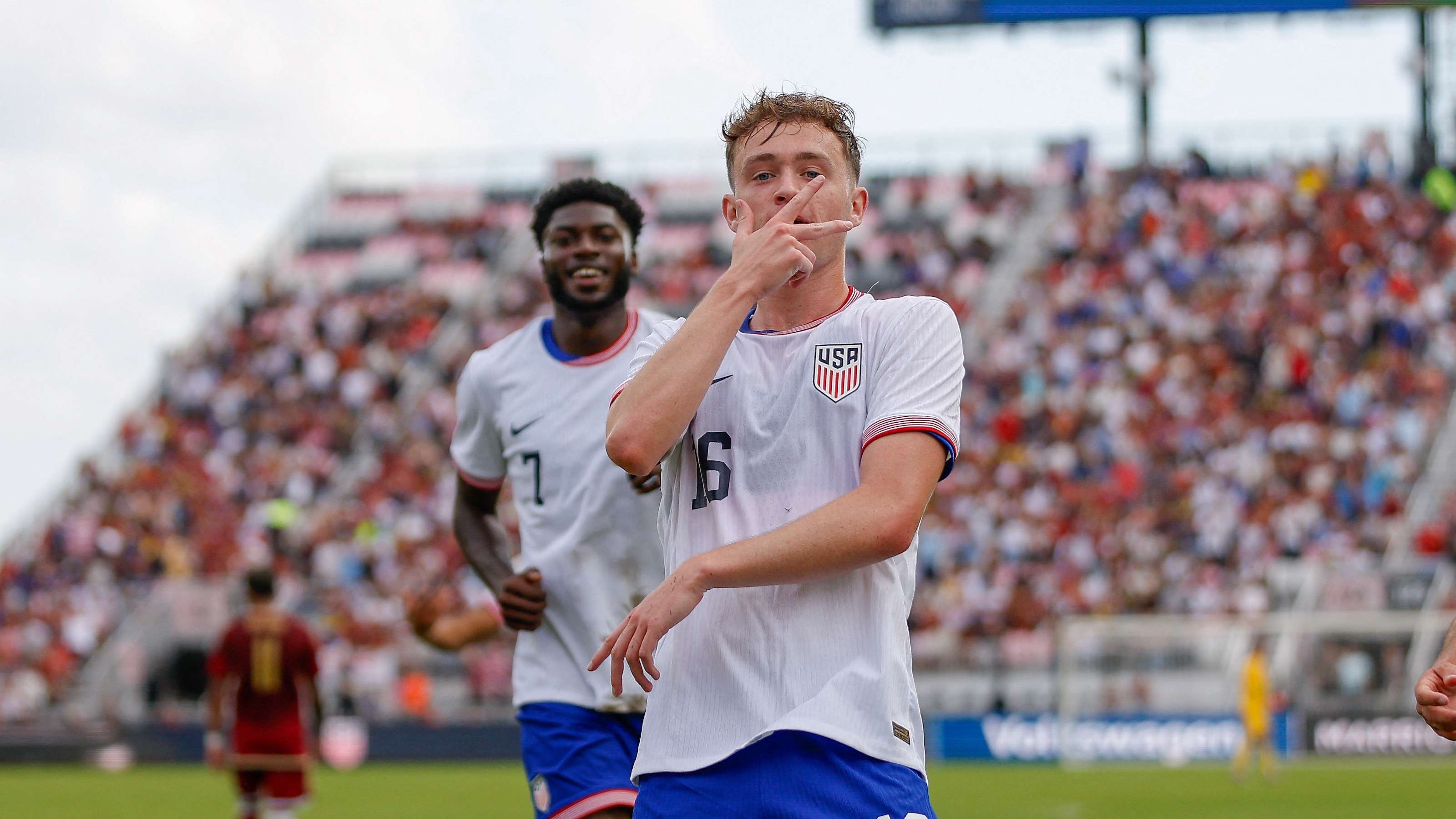 乌拉圭足球实力深厚韩国难敌强劲对手之名